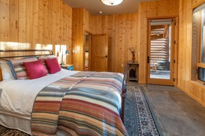 4 bedrooms, travel cot, free WiFi, bed sheets
