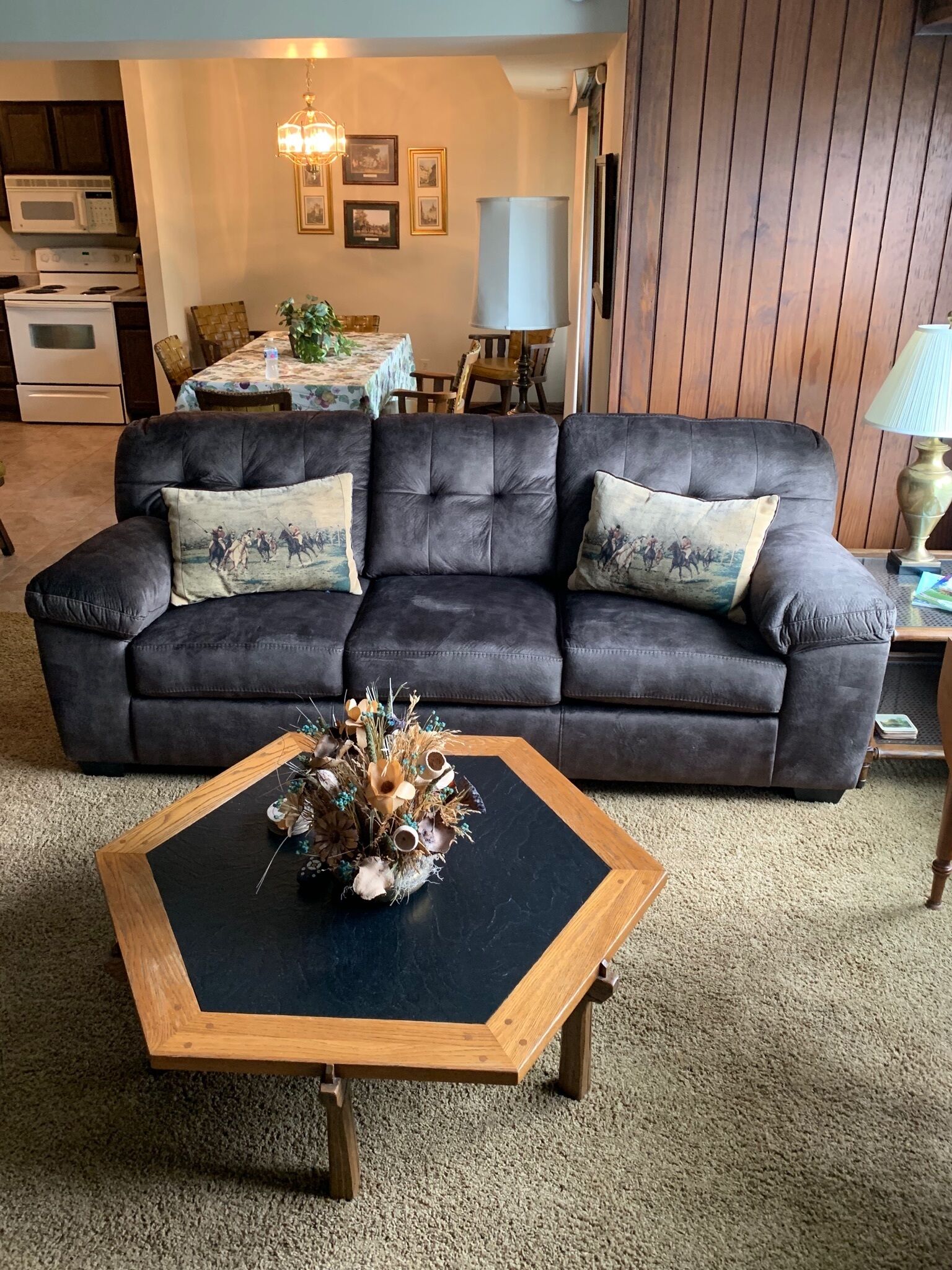 Beautiful 2bed/2bath Mt. Villa Condo, Ski/Golf