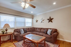 Smart TV, DVD player, books, video library