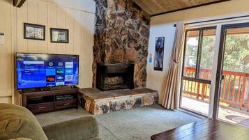 Cheminée, lecteur de DVD