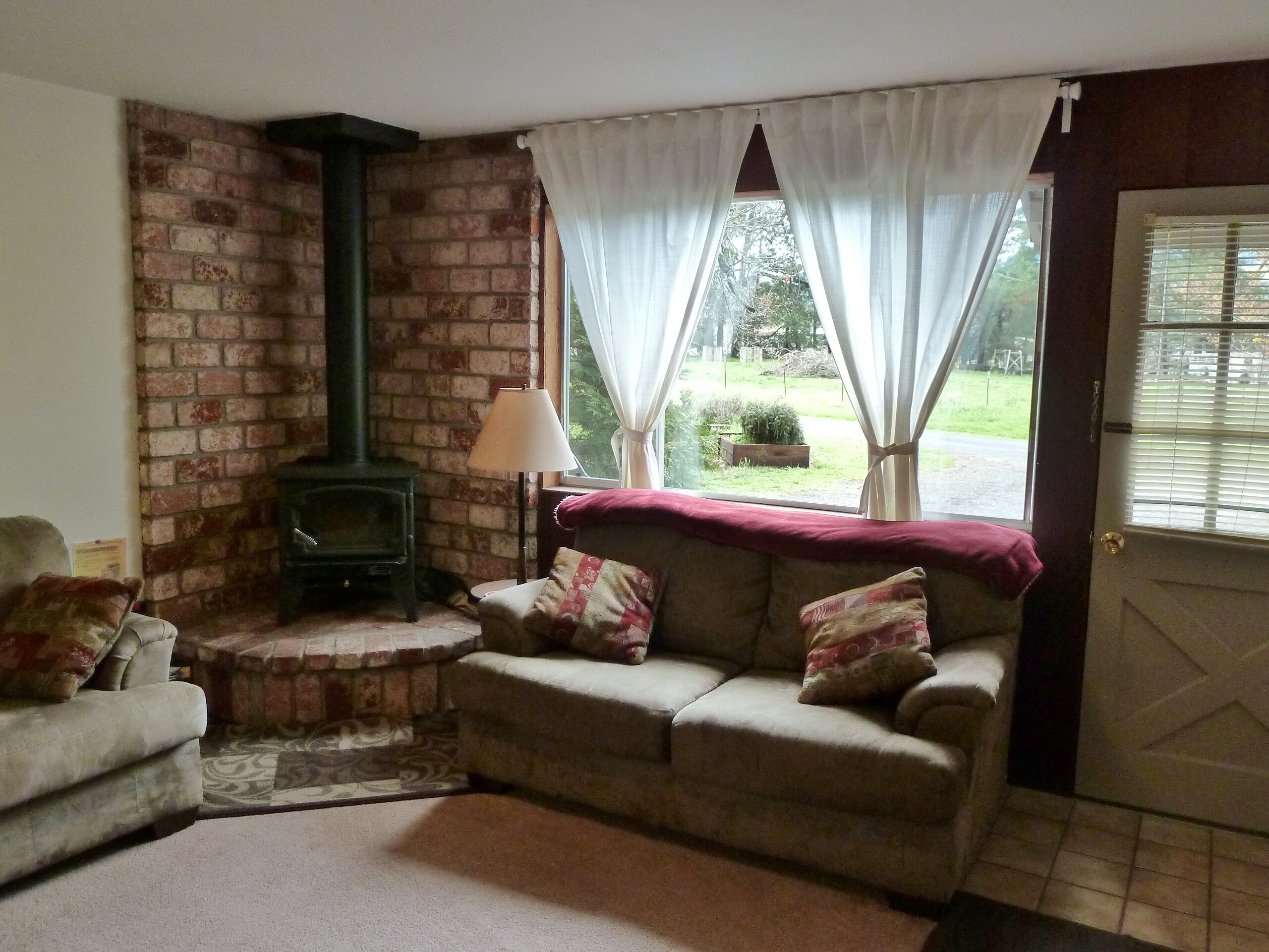 Private Vineyard Guest House - Close to Dining, Wine Tasting