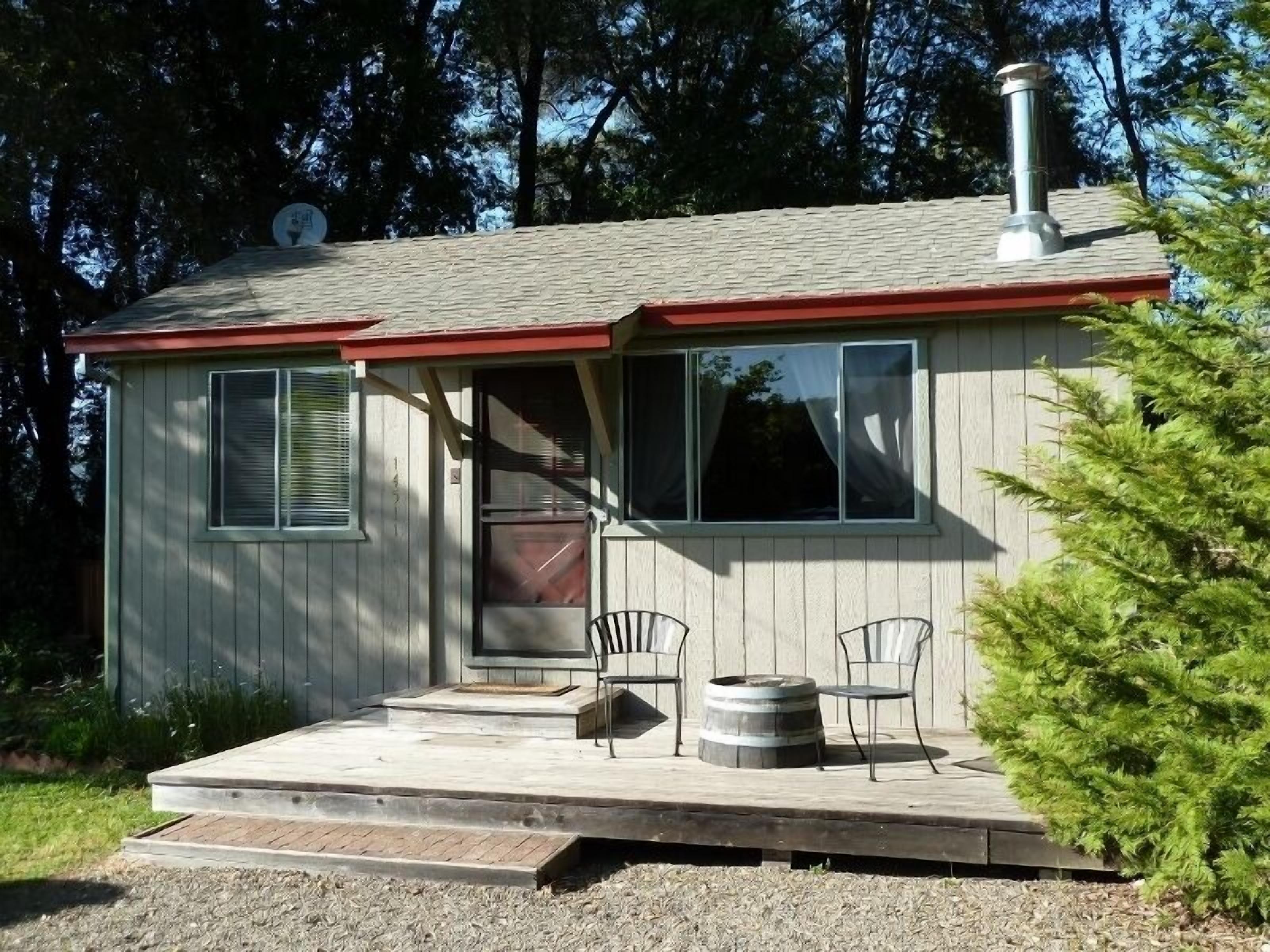 Private Vineyard Guest House - Close to Dining, Wine Tasting