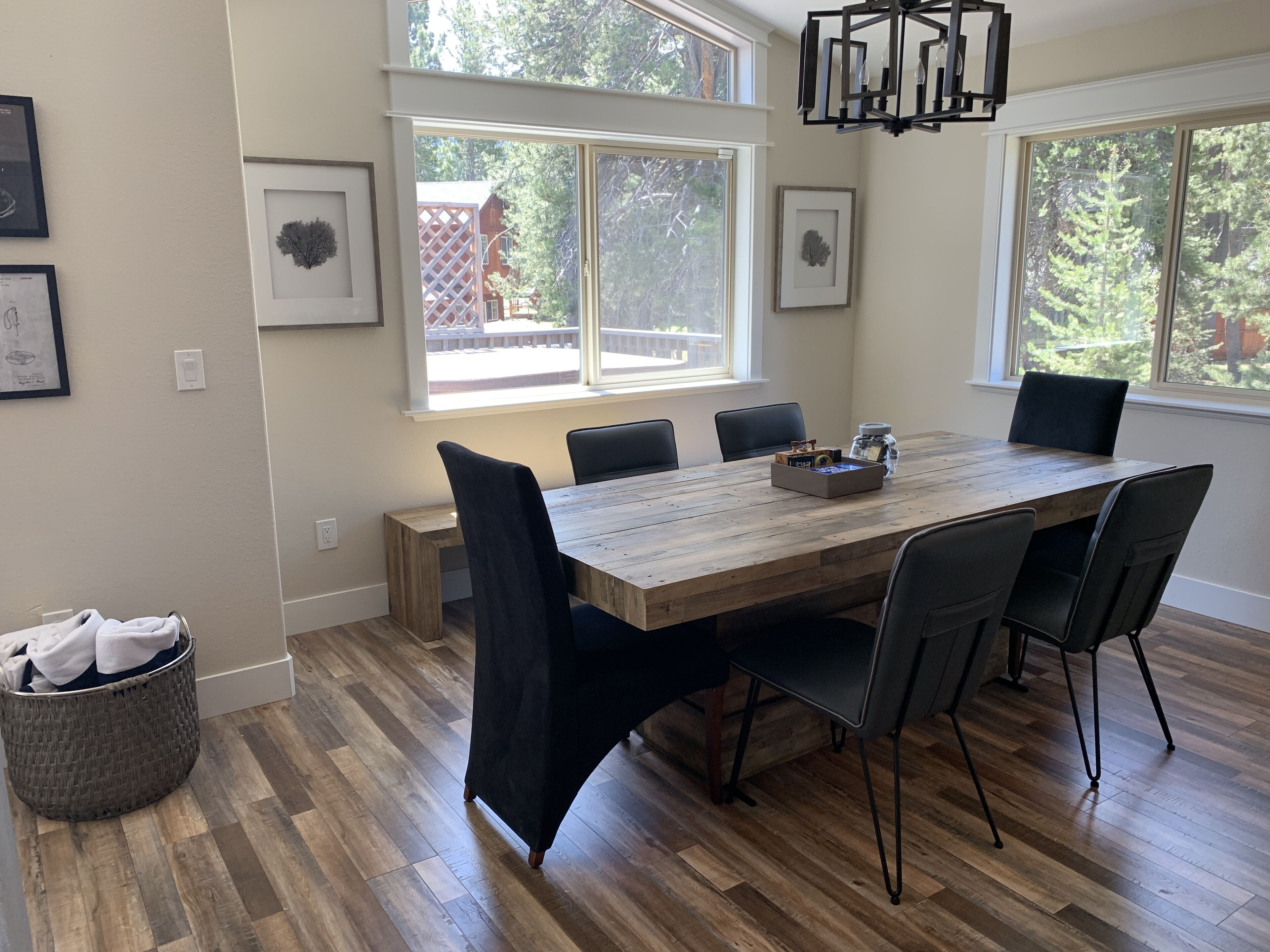 Minutes to Sierra. Kirkwood, Heavenly. New Home in South Lake Tahoe! 