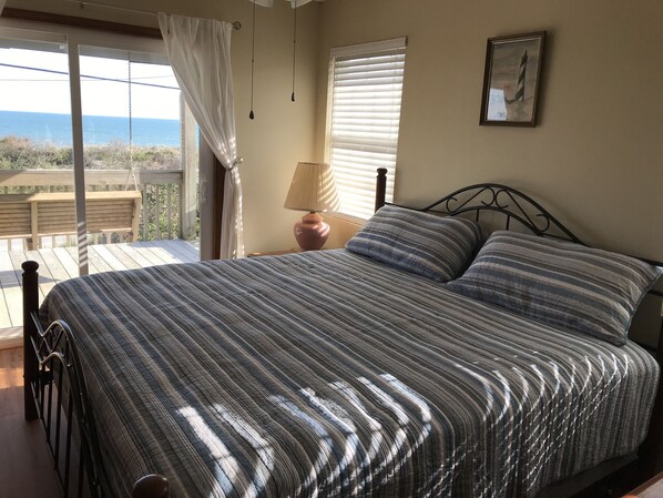3 bedrooms, WiFi, bed sheets - Mother Ocean, Paradise, Panoramic Ocean Views, Private Beach (Holly Ridge)