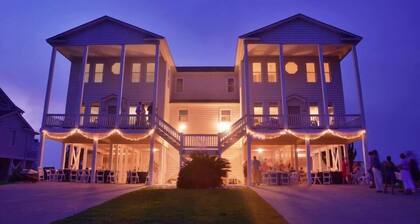 8 BR / 6 + BA 2. rivi: aidattu yhteisö. Kaunis omakotitalo, loma tyylillä