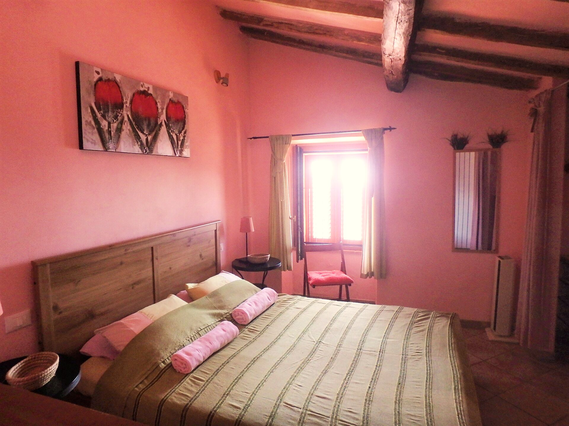 1 camera, ferro/asse da stiro, Wi-Fi gratuito, lenzuola