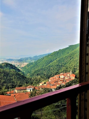 Interni