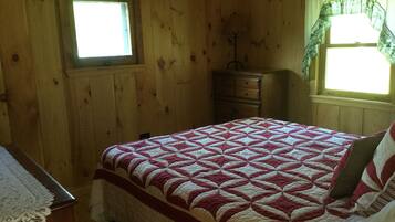 2 chambres, fer et planche à repasser, accès au Wi-Fi (inclus)