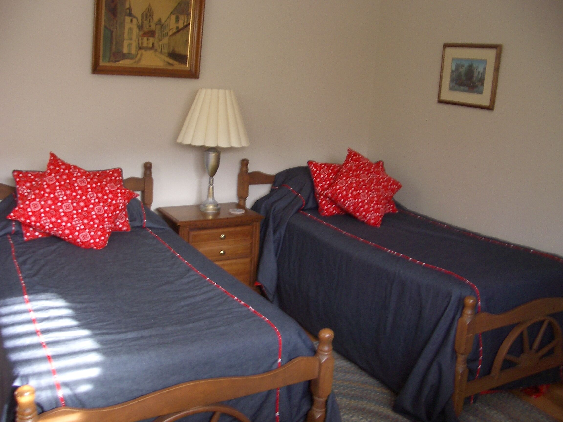 Cabin on Hiawassee River 1 Mile from Campbell Folk School