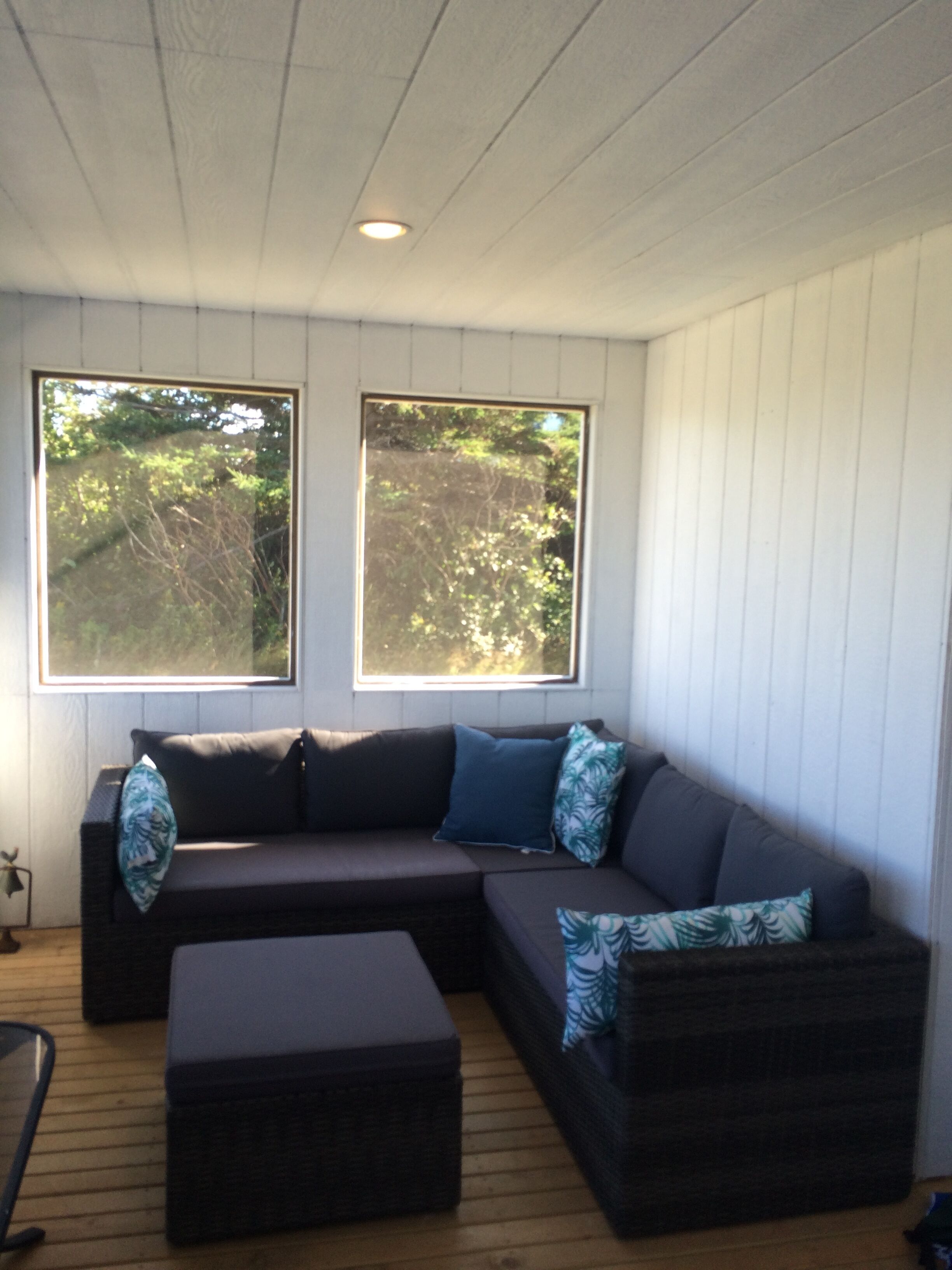 Oceanfront Cottage -Beach - Peaceful, Amazing Views - Prime week just opened up 