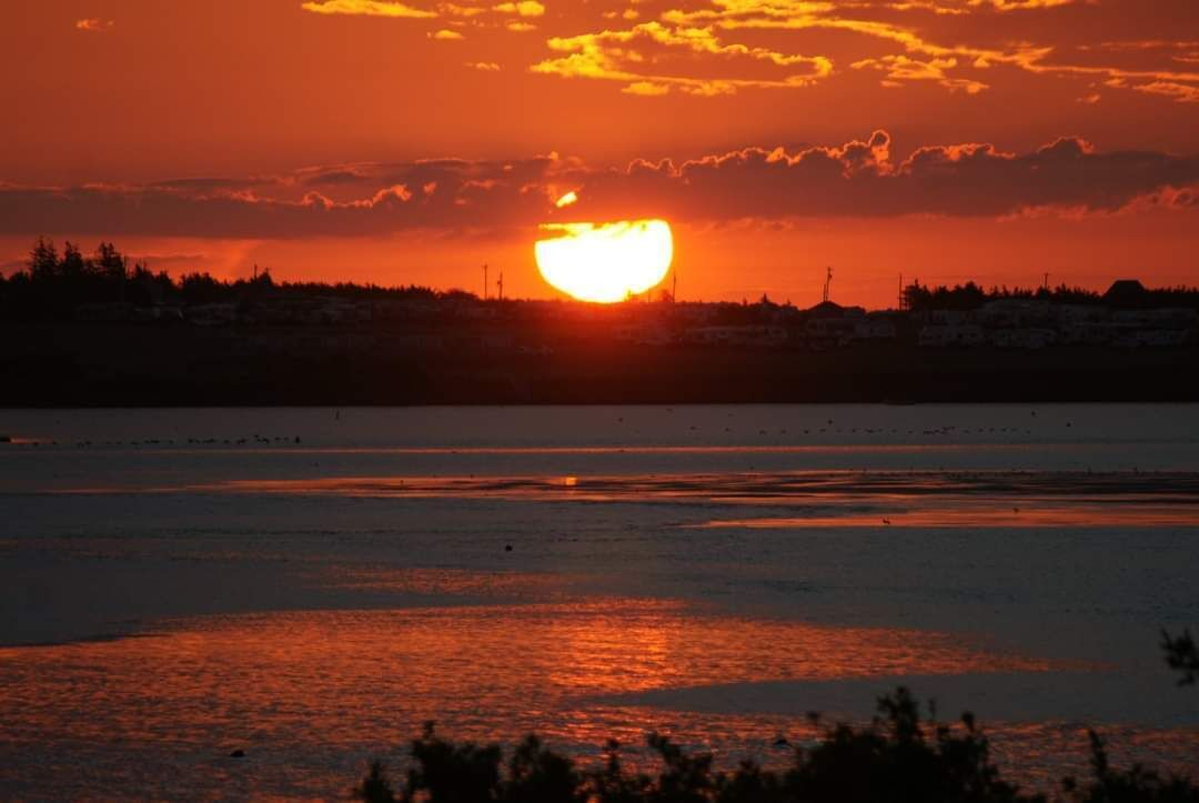 Our amazing cottage sunset taken by our guests (August 2020). 