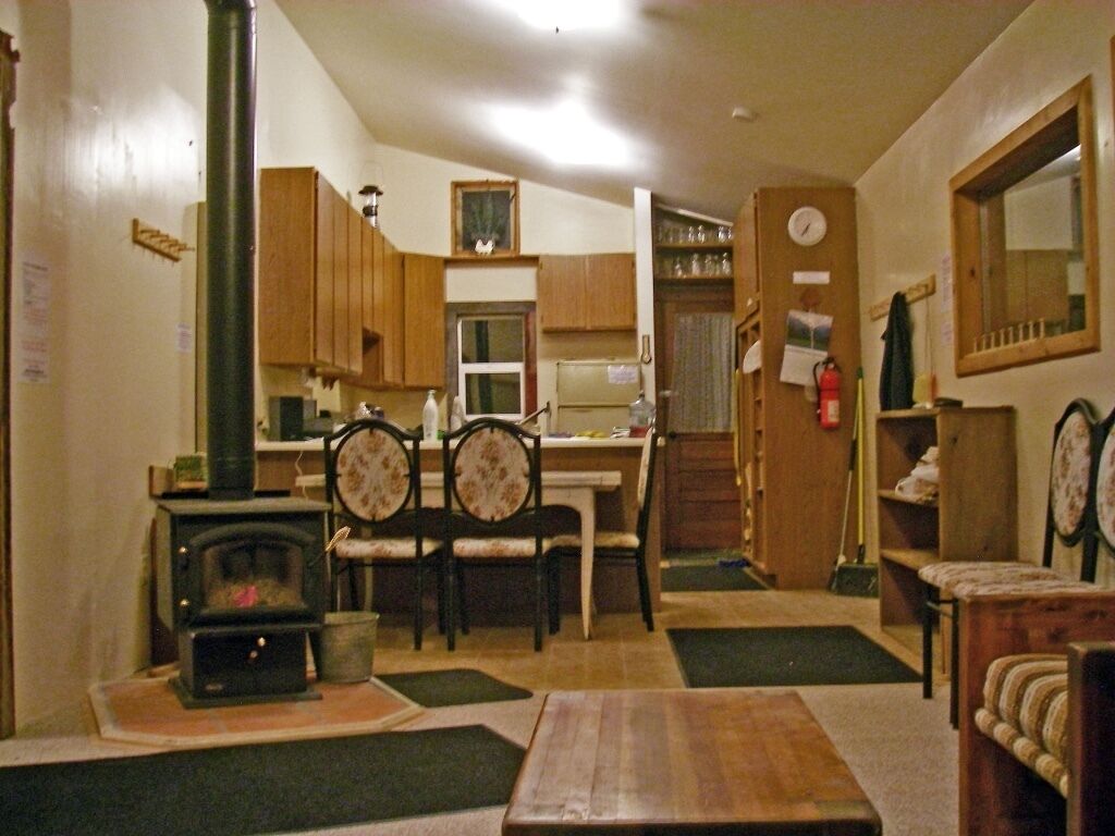 Artist Cabin Red Mountain Pass