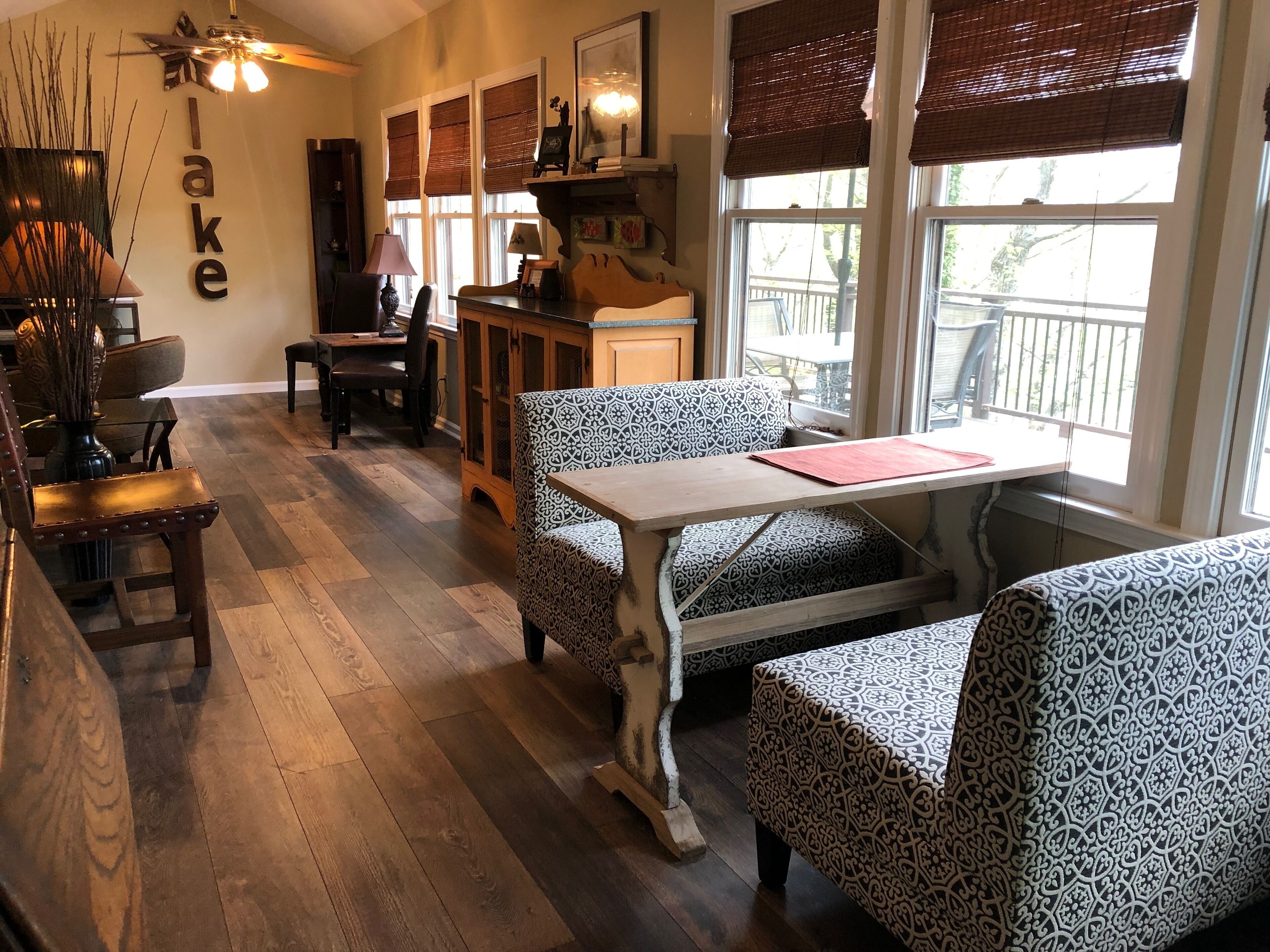 Relax & Enjoy in the North Georgia Mountains on Lake Lanier with beautiful views