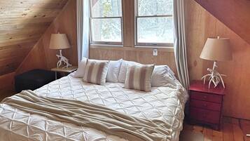 2 dormitoris, un bressol de viatge, wifi gratuïta i roba de llit