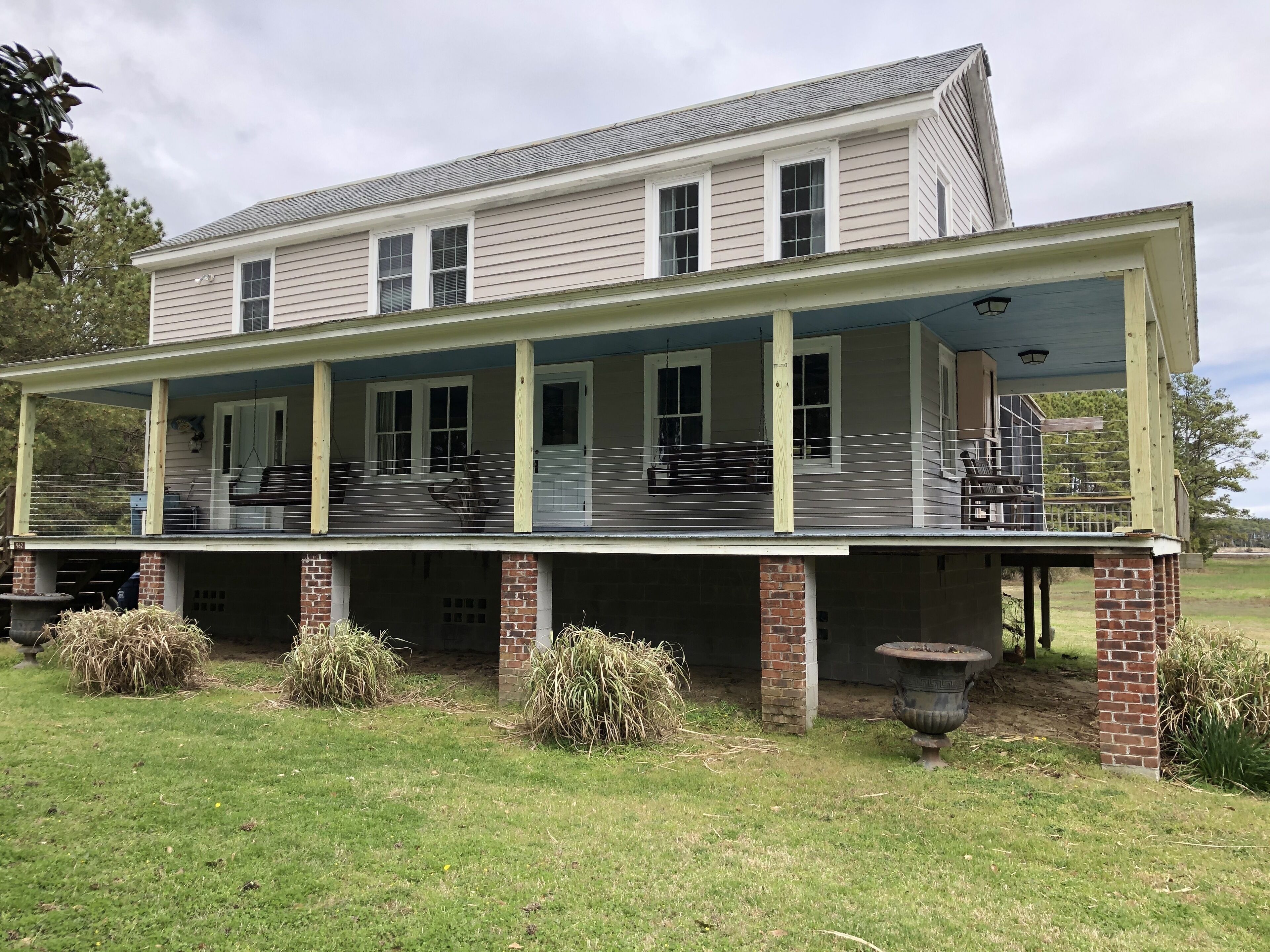 Waterfront Kayak and Nature Lovers Dream Mathews County Farmhouse