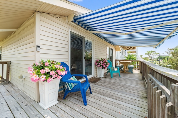 Retractable awning.