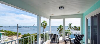 Fandango - private pool <br>This is a pet friendly home. A pet fee and approval of your pet is required.