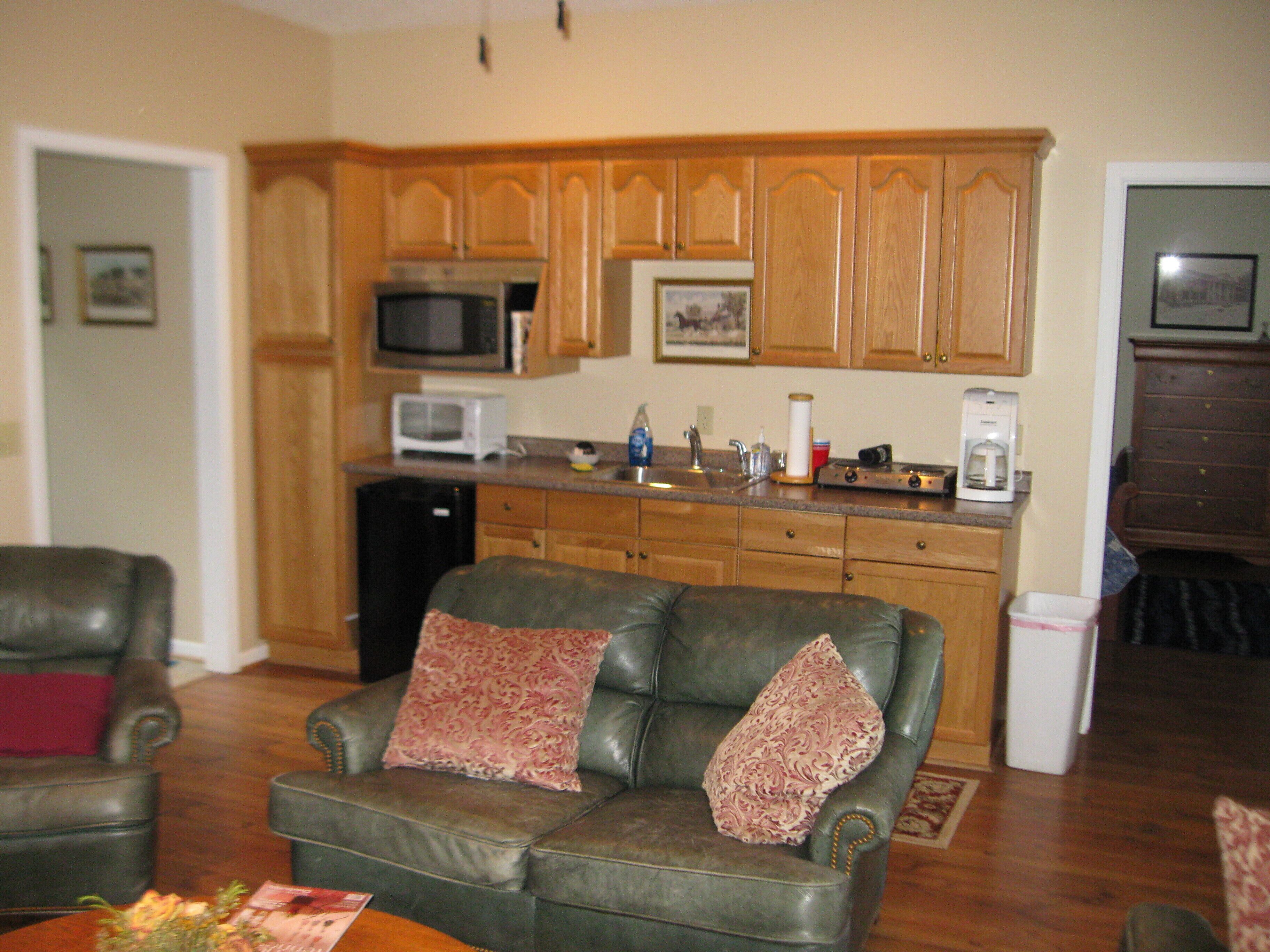 Charming Guest Cottage - Very Private-25 Minutes from Oxford