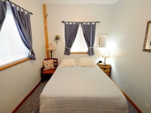 1 chambre, fer et planche à repasser, Wi-Fi gratuit, draps fournis