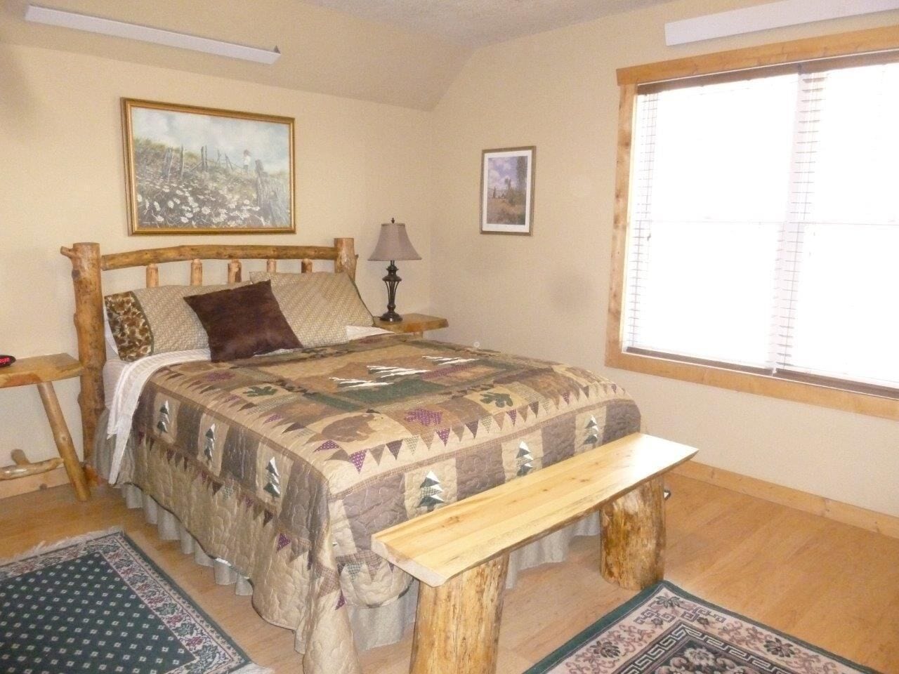 1 chambre, bureau, fer et planche à repasser, Wi-Fi