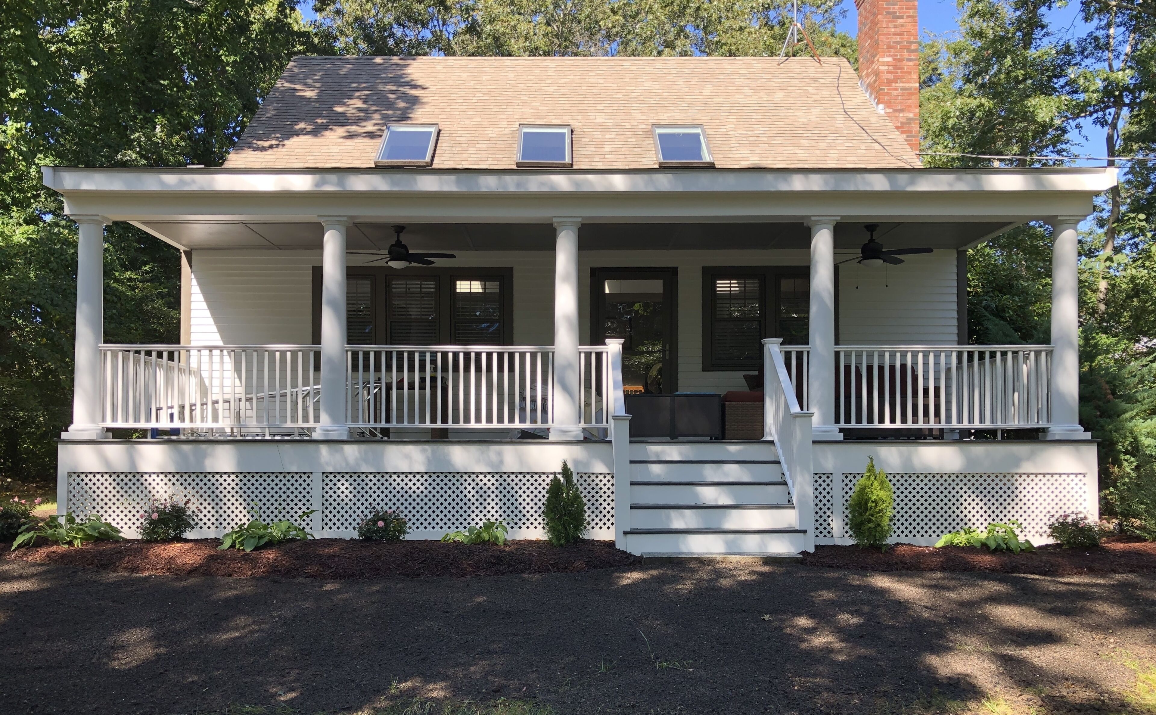 3 bedroom, 2 full bath spacious home....walk to all amenities