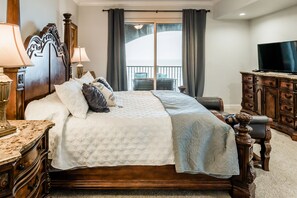 3 slaapkamers, een strijkplank/strijkijzer, reisbedje, wifi