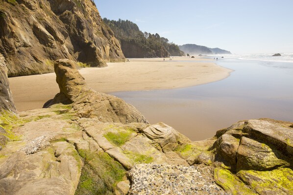 Liegestühle, Strandtücher