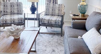 PREMIUM Beach Front 3 Bedroom Condo at Phoenix VII!!