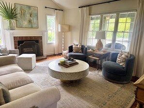 Smart TV, fireplace, computer monitors, printers