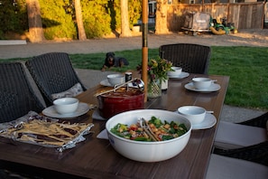 Outdoor dining