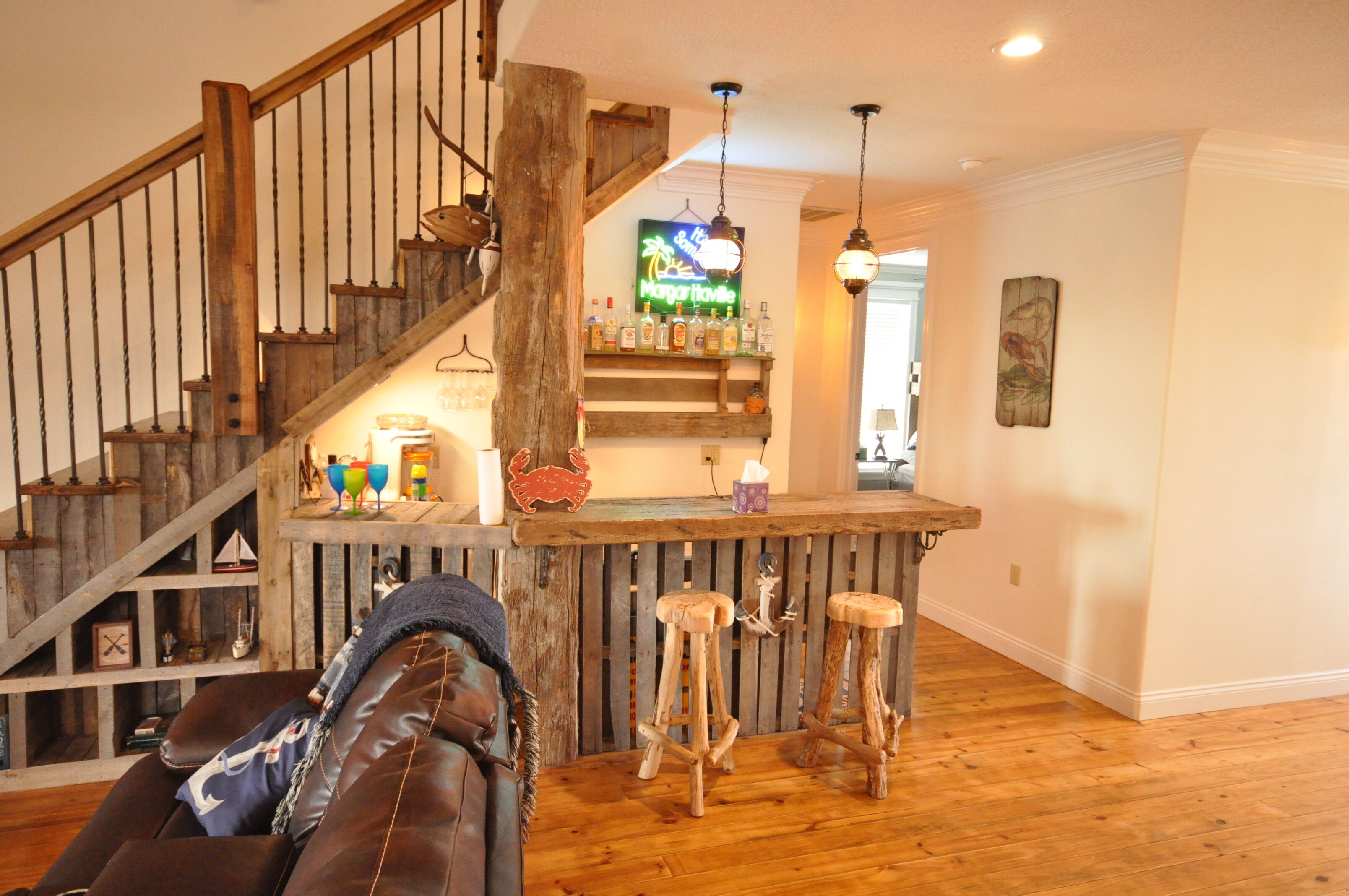 New Large Custom Built Camp on Calcasieu Ship Channel!