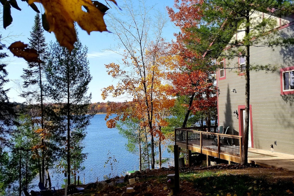 Pontoon Included - Newly built Lake Home on Woman Lake