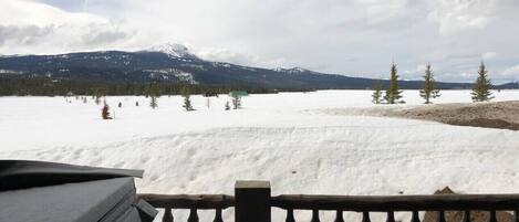 مغطس سبا خارجي