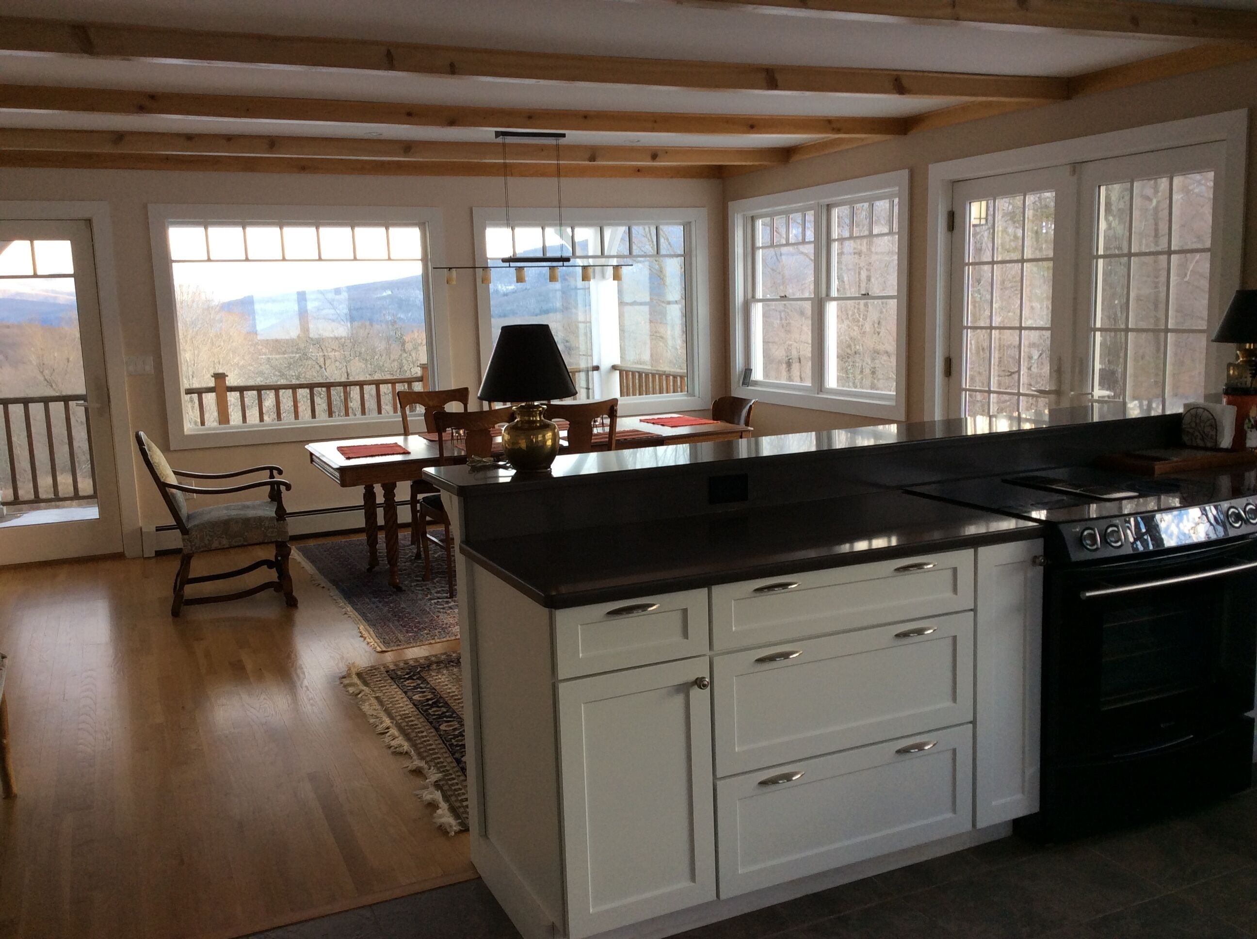 Breathtaking views on Private Estate with Heated 50 foot Salt Water Pool