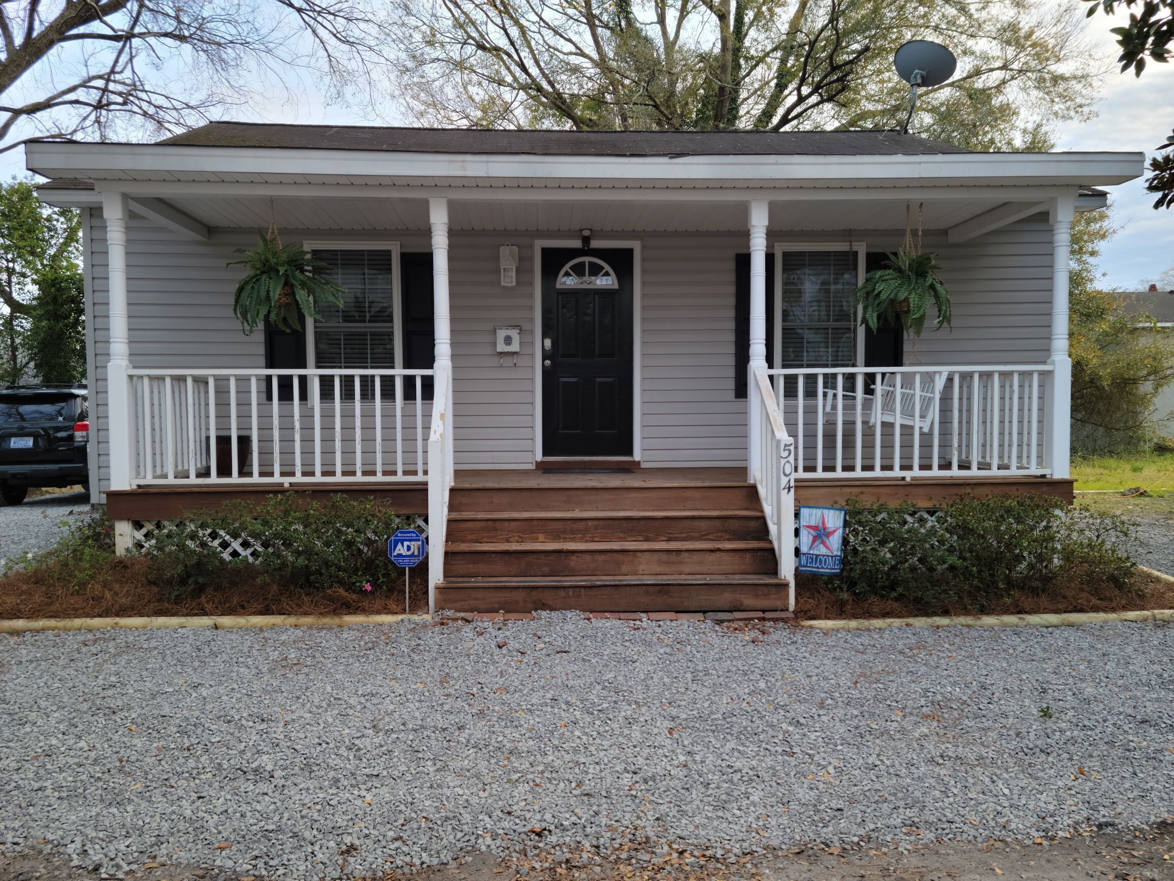 Walking Distance to Front Street, Downtown Wilmington