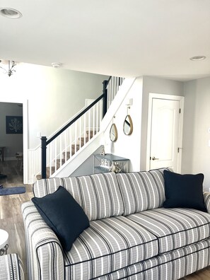 TV, fireplace, DVD player, video library - Chic & Spacious Vacation Home.Community Pool, Modern Amenities & Serene Vibes  (Rehoboth Beach)