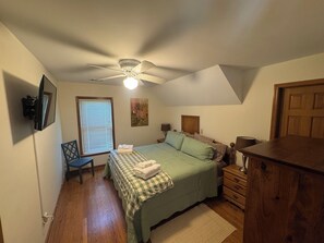 4 Schlafzimmer, Bügeleisen/Bügelbrett, kostenloses WLAN, Bettwäsche
