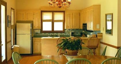 Near Dam-Lake Front Estate w/ Large Dock, Private Ramp, and Beautiful Sunsets