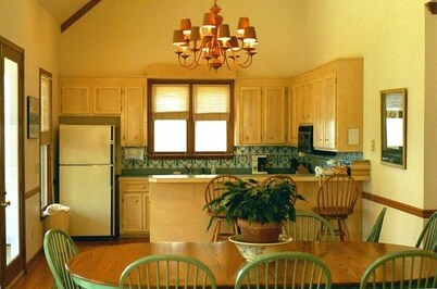 Near Dam-Lake Front Estate w/ Large Dock, Private Ramp, and Beautiful Sunsets