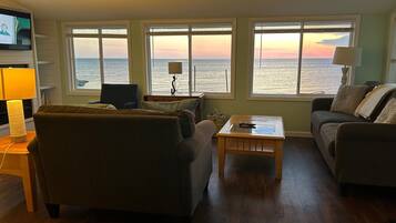 Cheminée, chaßne hi-fi