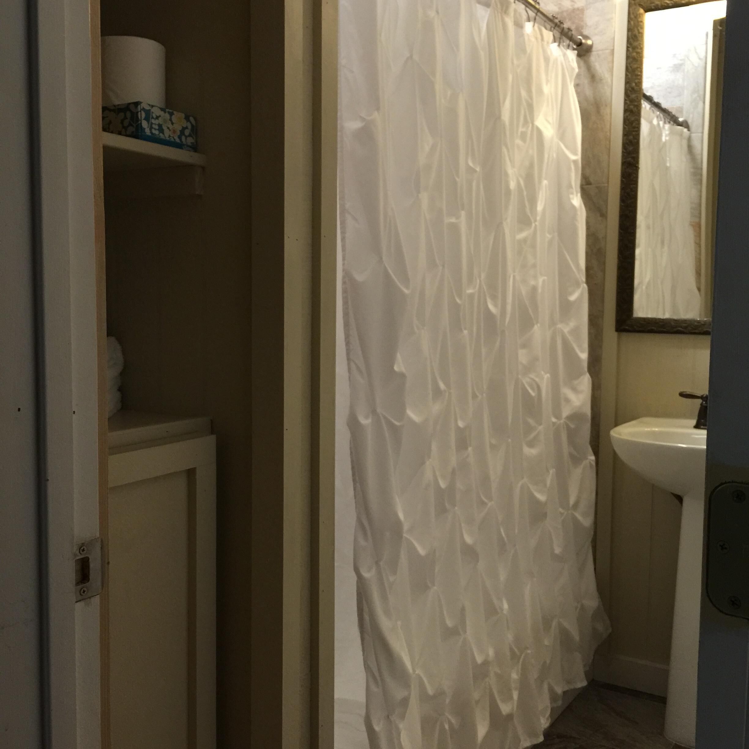 Hill Country Esquisite Comfort, Cabin 3