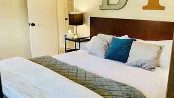 3 bedrooms, iron/ironing board, travel crib, free WiFi