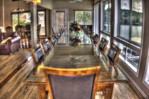 تناول الطعام