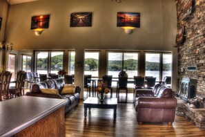 Interior - 6600 sf, Beds for 33, Hot Tub, Theatre, Game Rm , Entertainers Dock, Great Views (Roach)