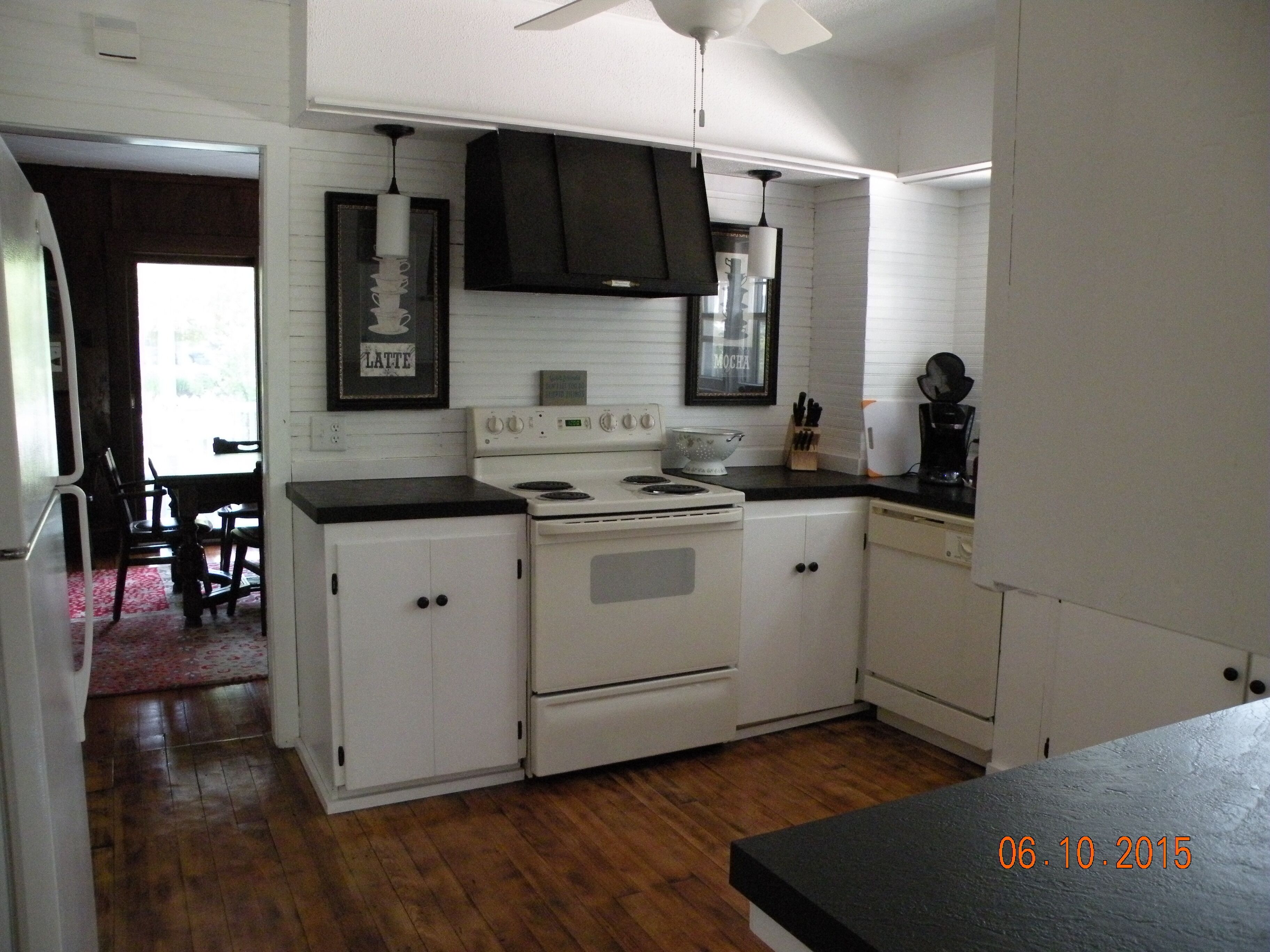 Fall is Here!!  And We Still Have Colors!!  50 Degrees This Weekend!!!