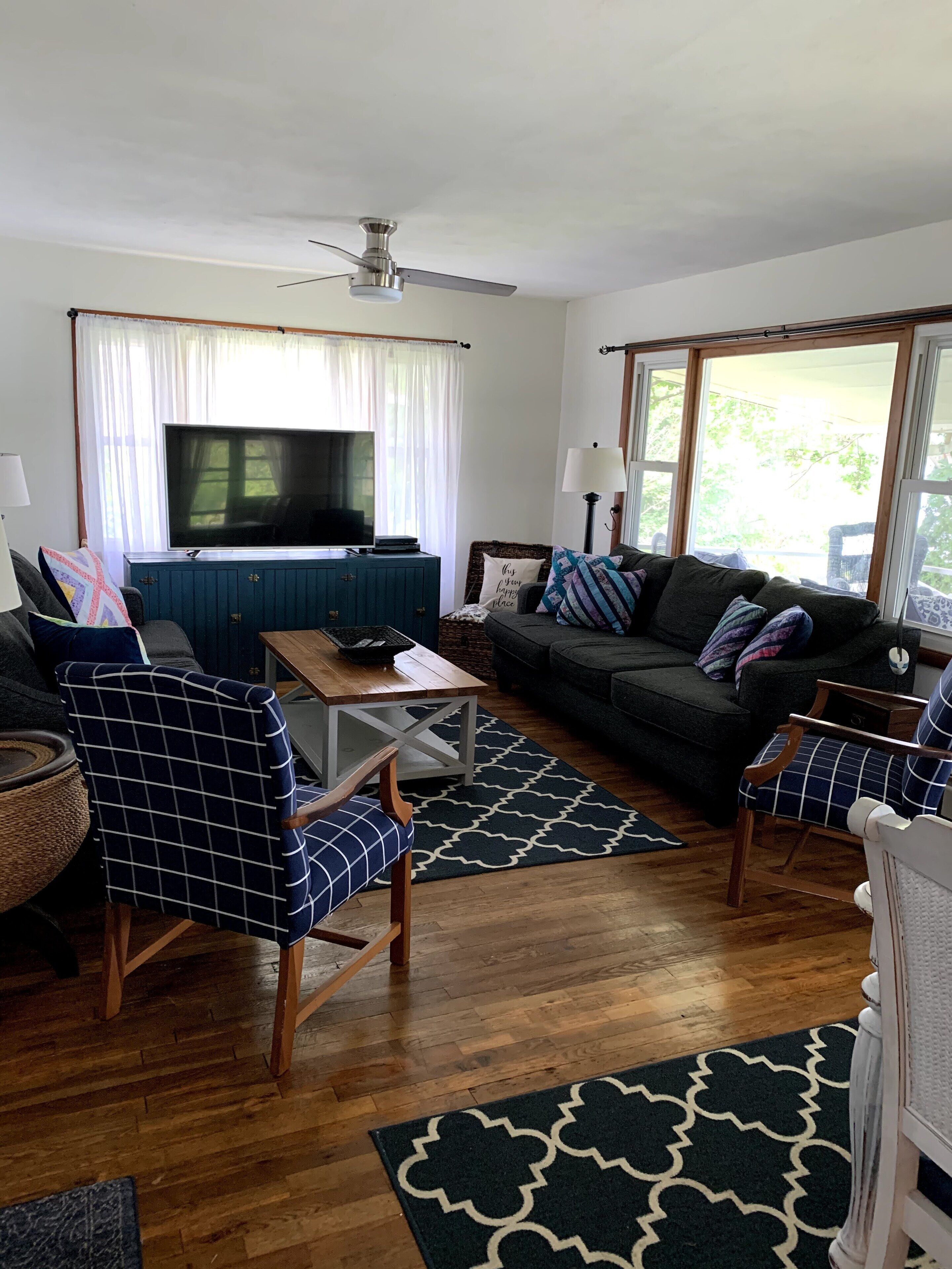 Main living area with 55 in TV