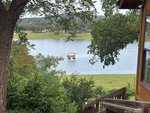 Property grounds - Lake Travis Waterfront Home - 4 Bed, 2 Bath, spectacular views, & private dock (Austin)
