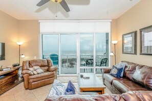 Smart TV, DVD player, books, video library - WINTER TEXAN RATE JANUARY 2026!  MESSAGE ME DIRECTLY! (South Padre Island)