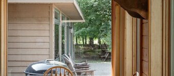 Ten Bdr Lodge with Private Lake & More!