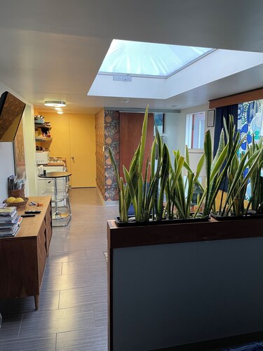 Unique urban habitat near ASU/downtown Tempe 